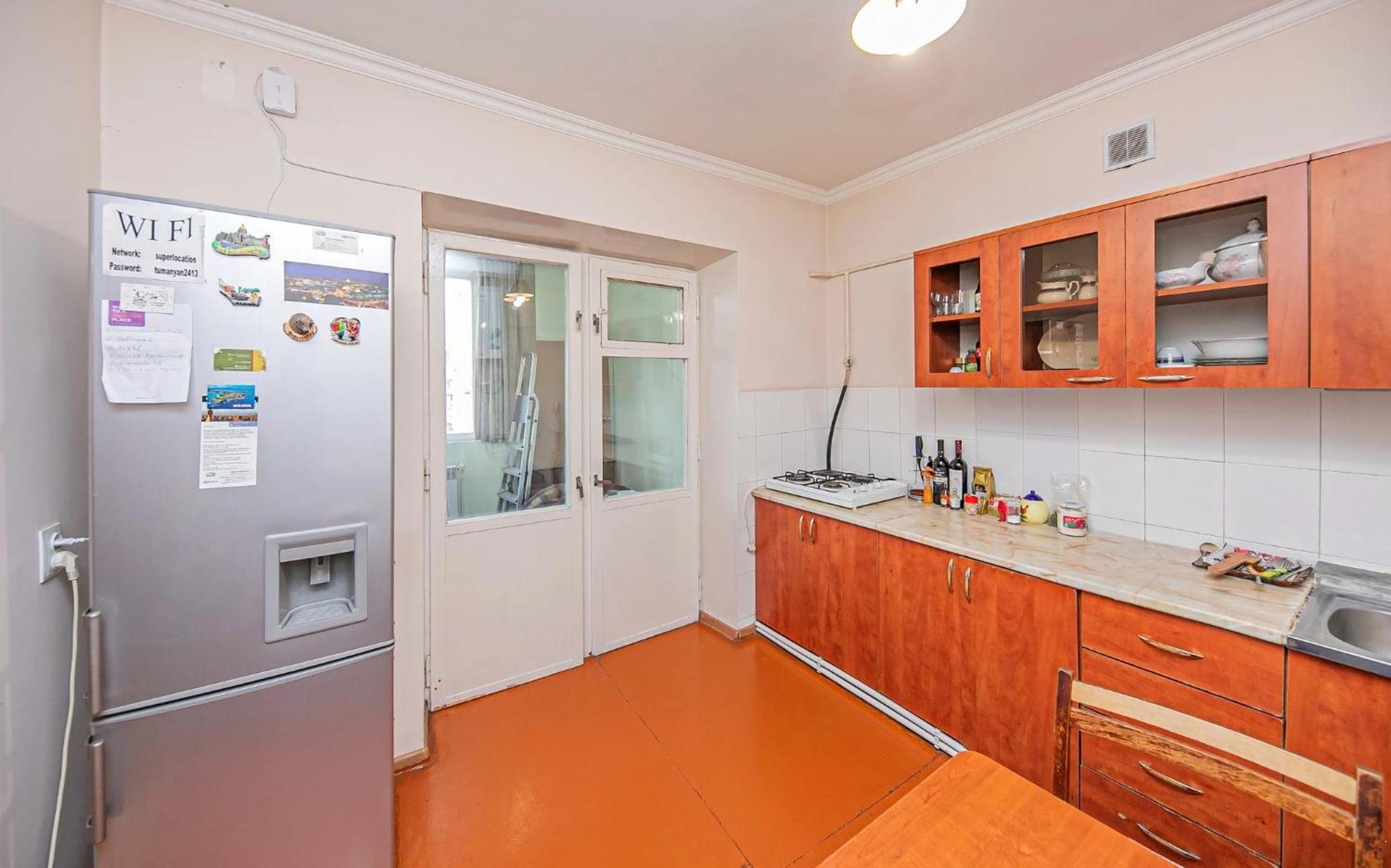 Super Location - Shared Bathroom And Kitchen Jerevan Exteriér fotografie
